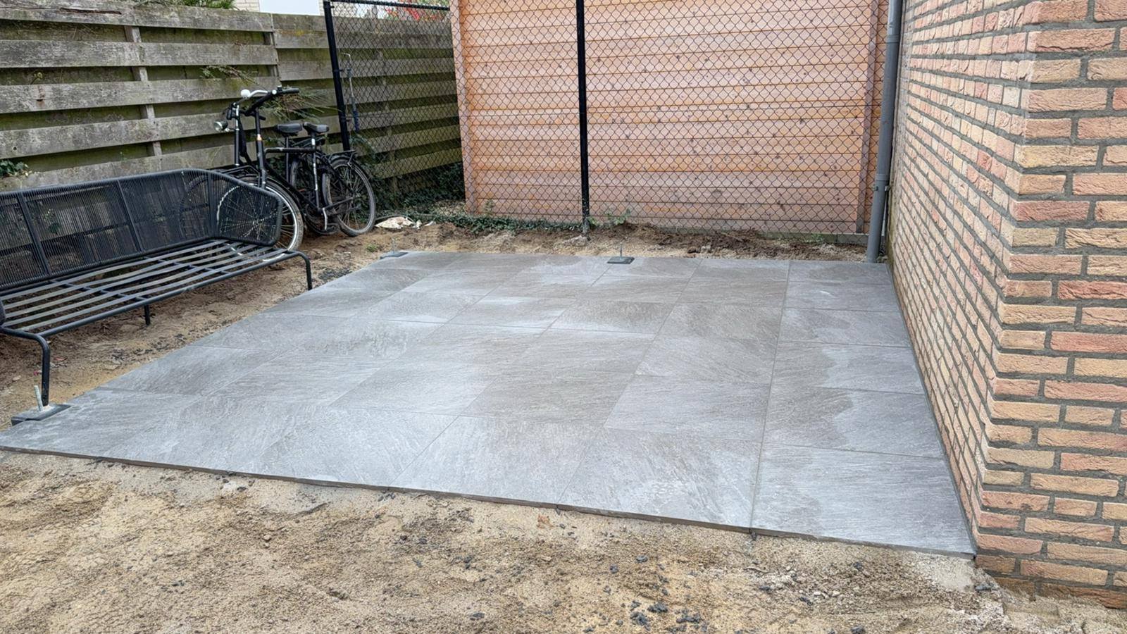 Klein vierkant terrasje